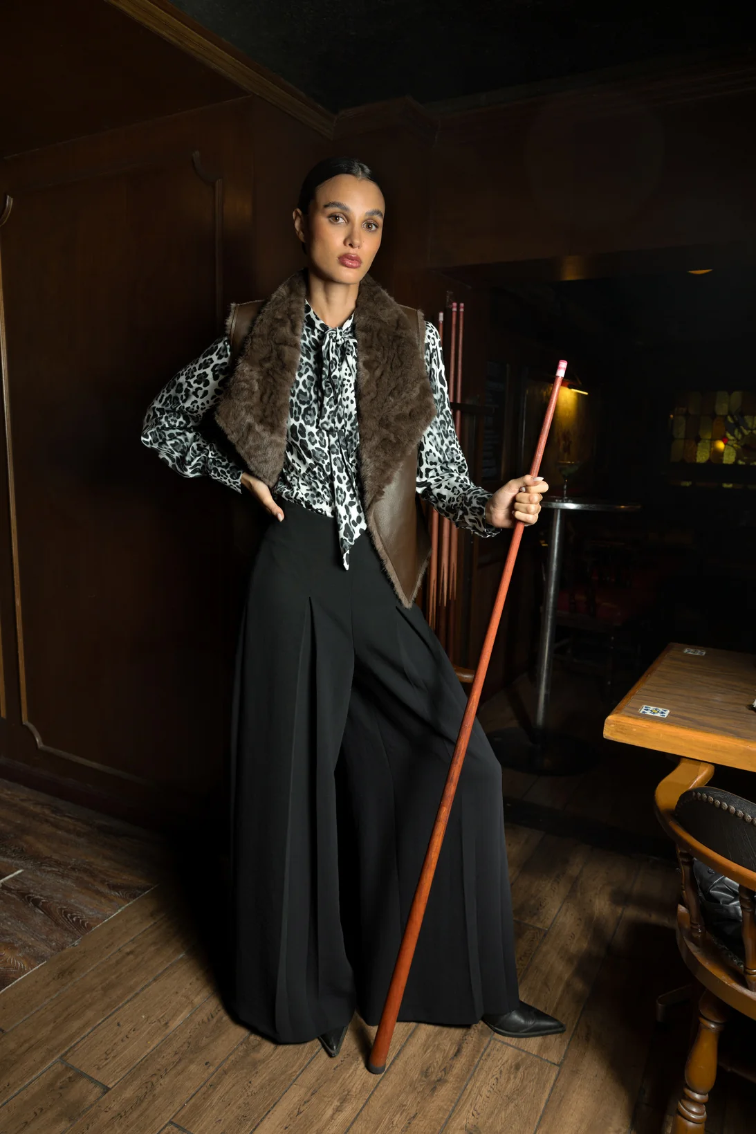 Concepto editorial METALLIC GREY